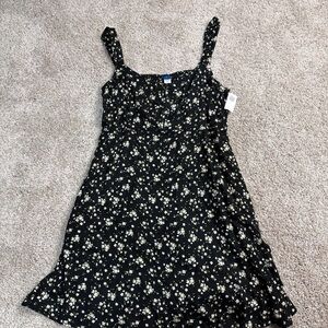 Old Navy Black Floral Dress with Adjustable Straps - NWT - Size Large